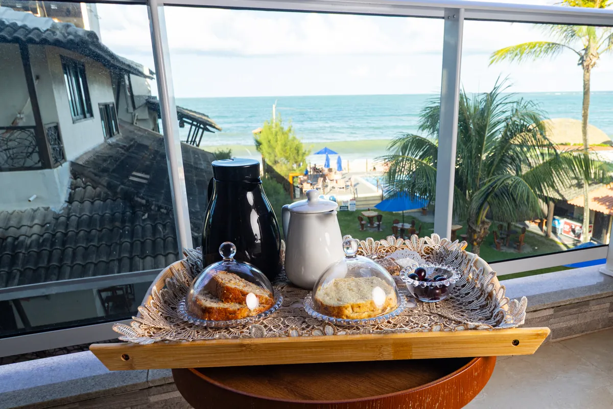 Café da manhã com vista para o mar